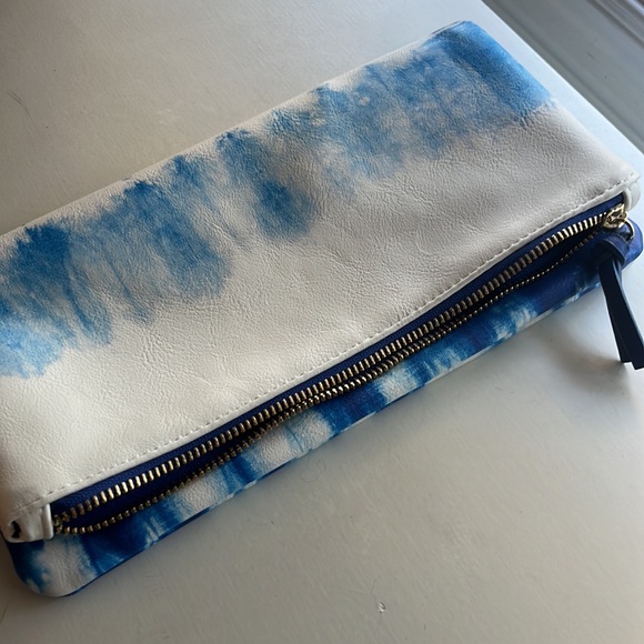 Blue and White Tie Die Fold-over Clutch - Picture 8 of 8
